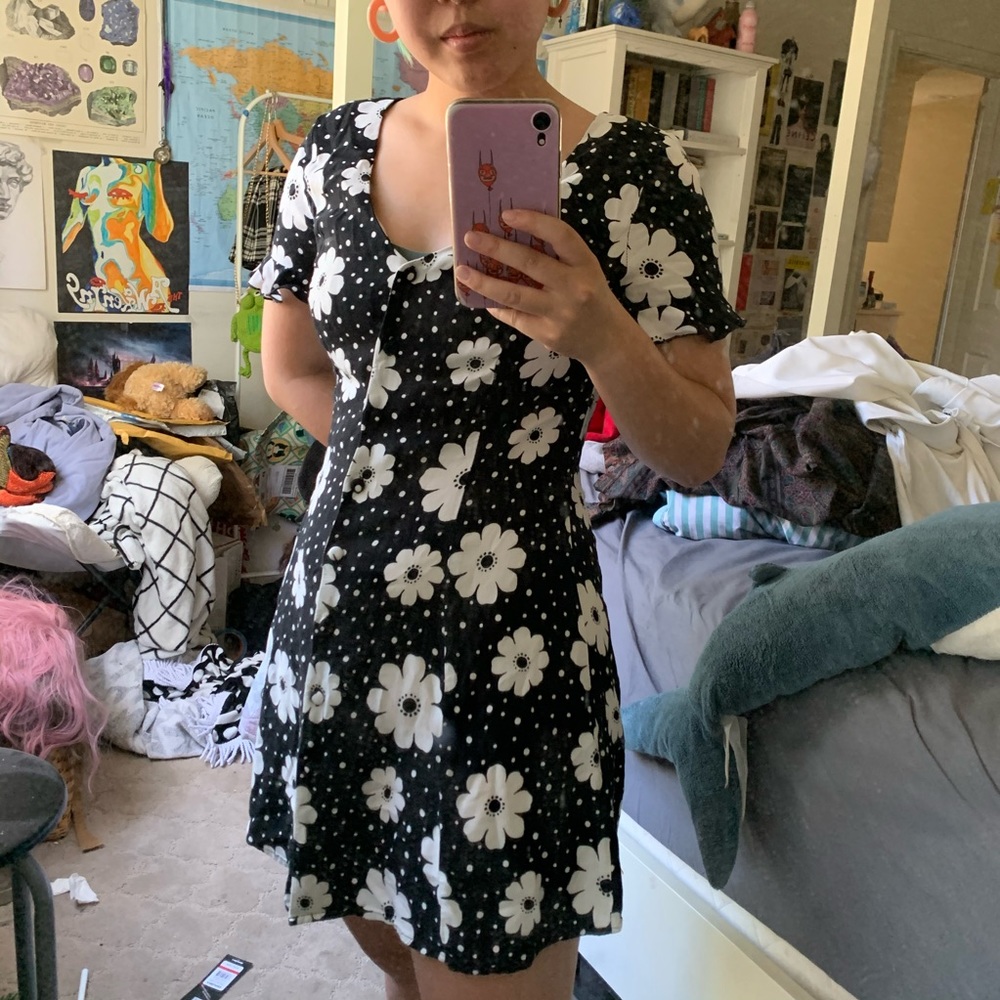 Button dress with flower/polka dot pattern